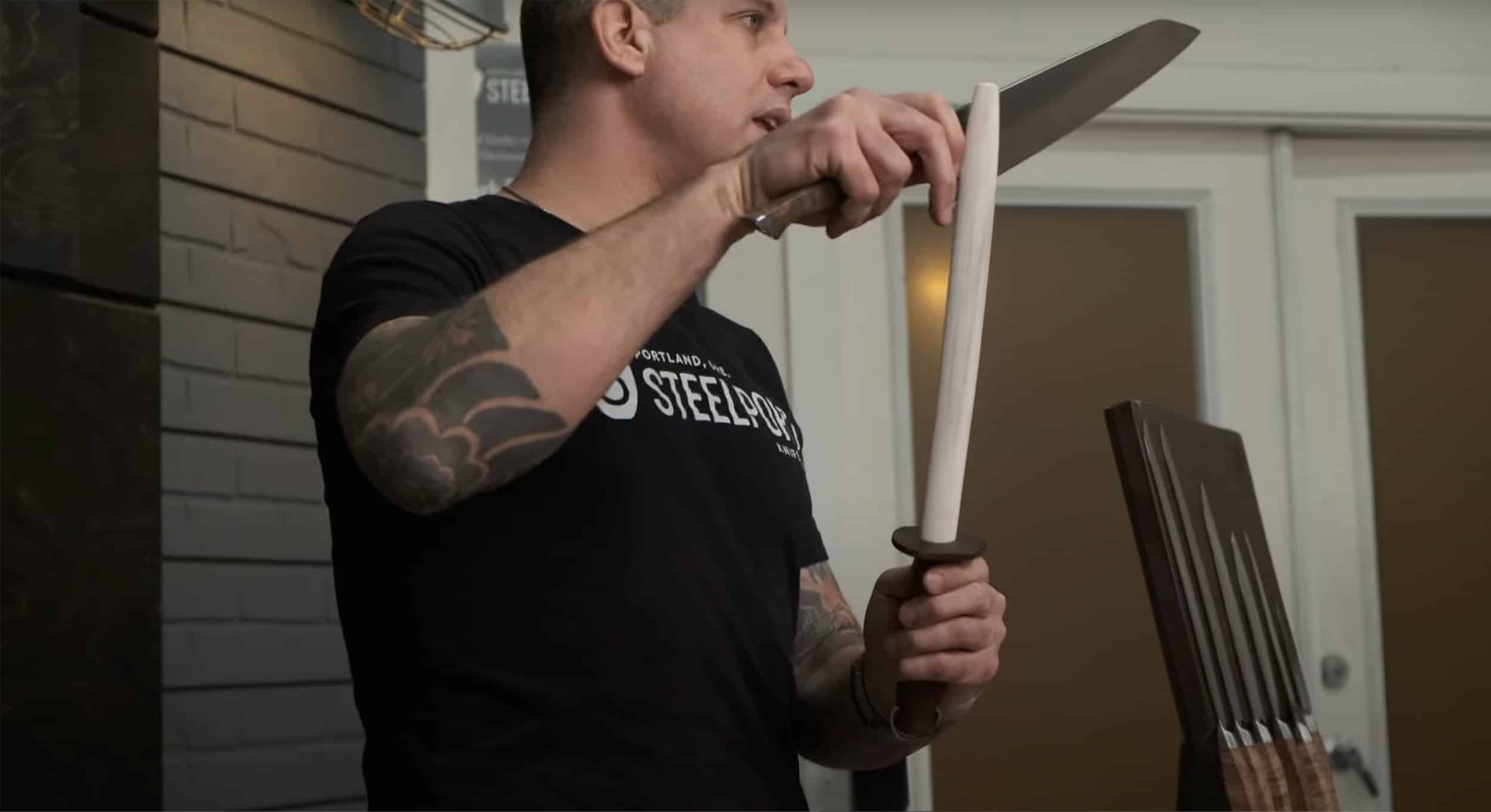 How to use a Honing Rod